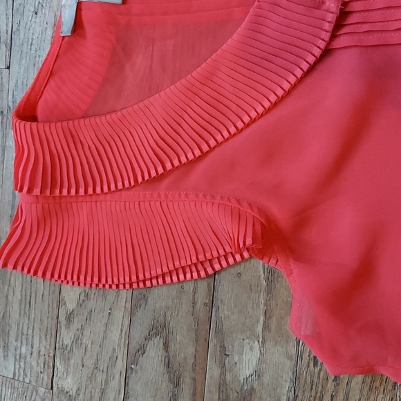 9 for $10 M&M TOP - Picture 5 of 10